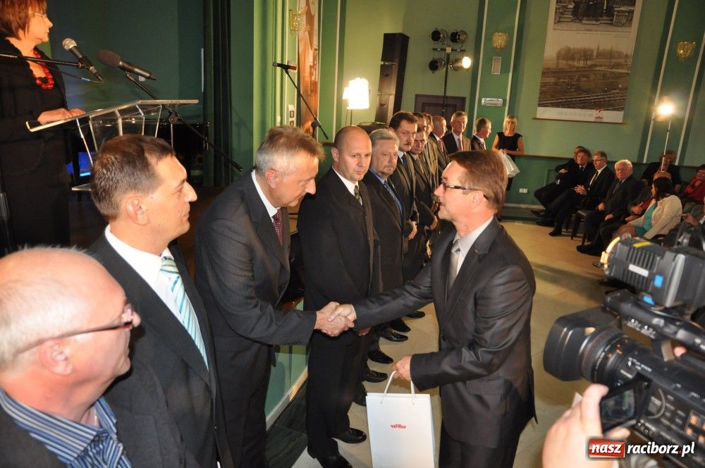 Zdjęcie w galerii na portalu naszraciborz.pl: Rafakowcy świętują Dzień Energetyka wiadomości z regionu