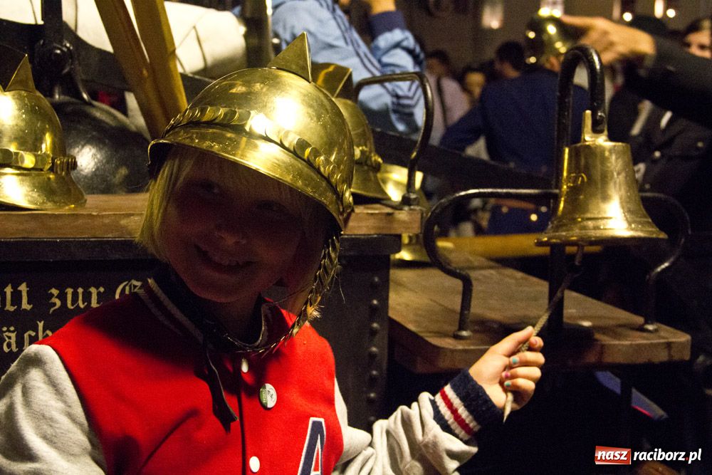 Zdjęcie w galerii na portalu naszraciborz.pl: Zamkowa noc Czerwonego Kura - relacja wiadomości z regionu