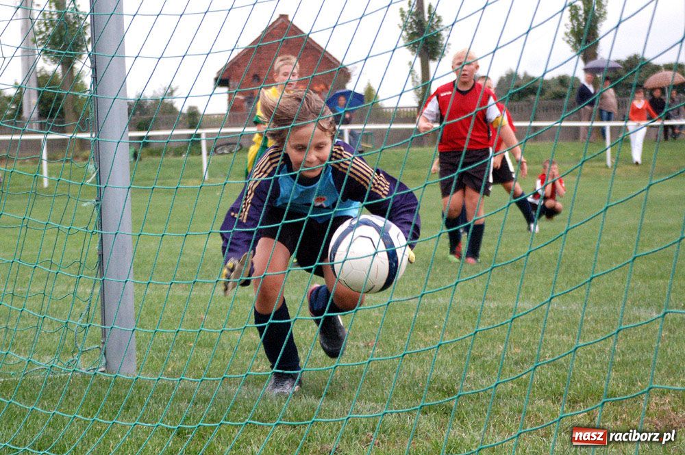 Zdjęcie w galerii na portalu naszraciborz.pl: Tworków gromi Studzienną wiadomości z regionu
