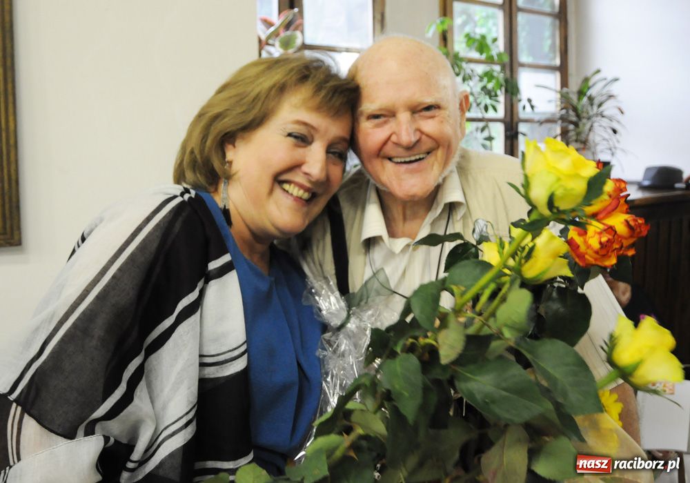 Zdjęcie w galerii na portalu naszraciborz.pl: Światłocienie - wernisaż w Muzeum wiadomości z regionu