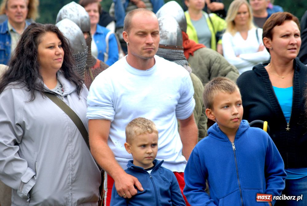 Zdjęcie w galerii na portalu naszraciborz.pl: Siła rycerstwa zjechała do Raciborza wiadomości z regionu