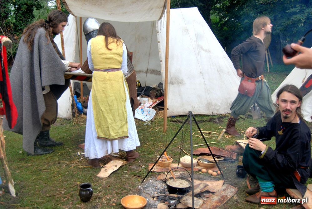 Zdjęcie w galerii na portalu naszraciborz.pl: Siła rycerstwa zjechała do Raciborza wiadomości z regionu