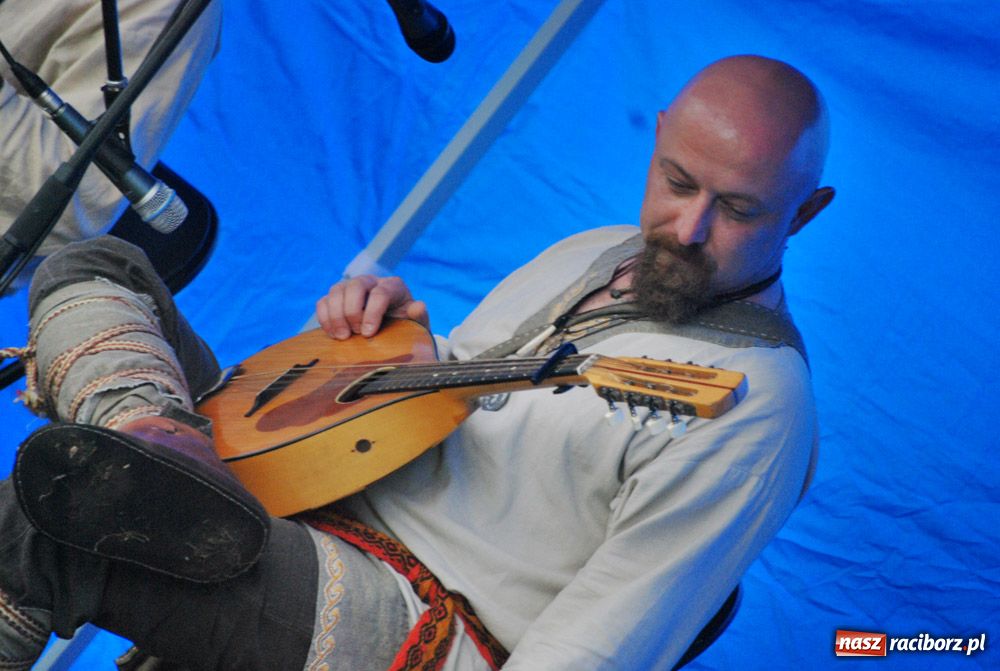 Zdjęcie w galerii na portalu naszraciborz.pl: Siła rycerstwa zjechała do Raciborza wiadomości z regionu