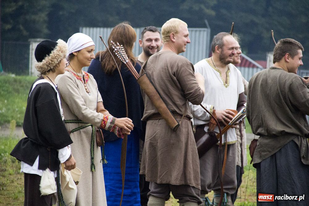 Zdjęcie w galerii na portalu naszraciborz.pl: Siła rycerstwa zjechała do Raciborza wiadomości z regionu