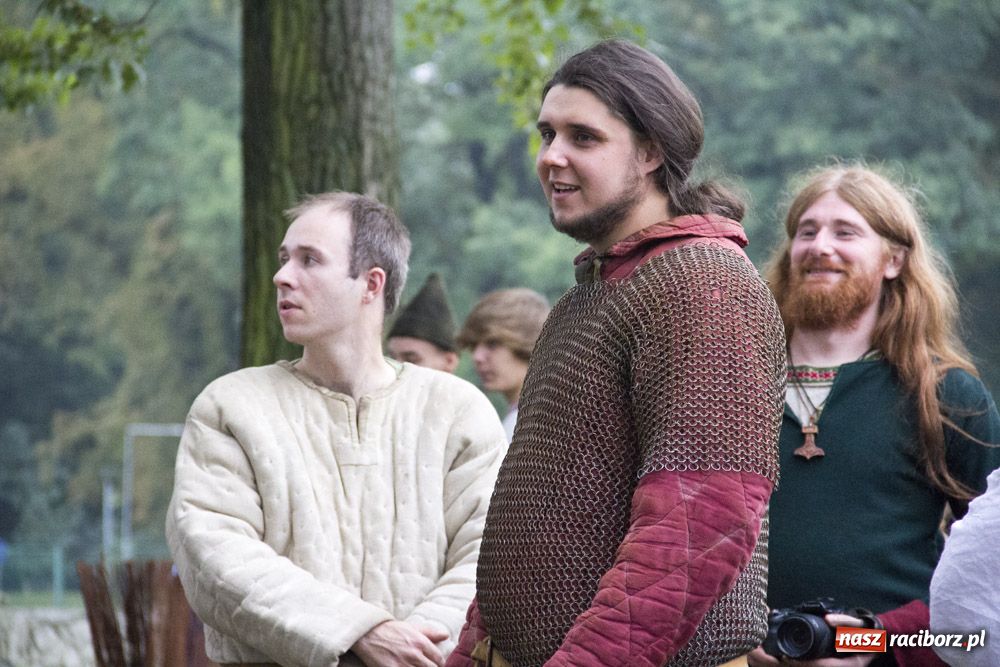 Zdjęcie w galerii na portalu naszraciborz.pl: Siła rycerstwa zjechała do Raciborza wiadomości z regionu