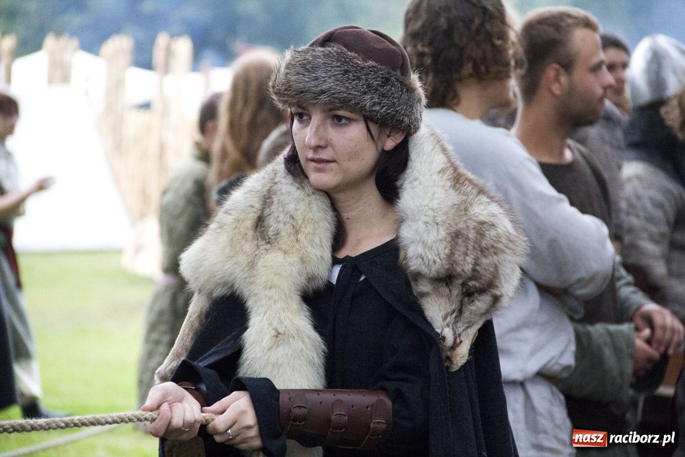 Zdjęcie w galerii na portalu naszraciborz.pl: Siła rycerstwa zjechała do Raciborza wiadomości z regionu