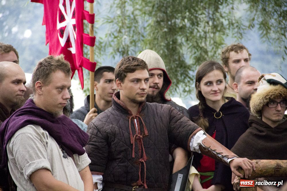 Zdjęcie w galerii na portalu naszraciborz.pl: Siła rycerstwa zjechała do Raciborza wiadomości z regionu