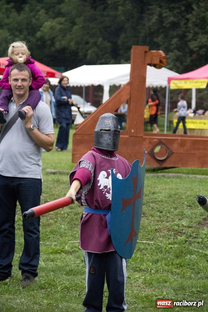 Zdjęcie w galerii na portalu naszraciborz.pl: Siła rycerstwa zjechała do Raciborza wiadomości z regionu