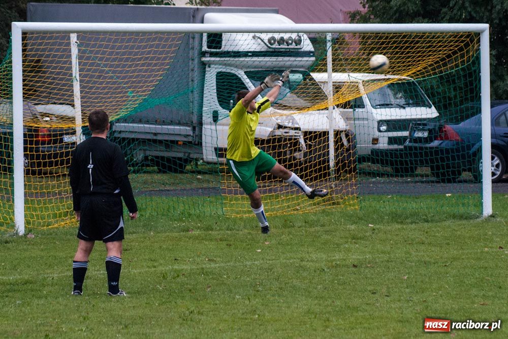 Zdjęcie w galerii na portalu naszraciborz.pl: Mateusz Wolnik bohaterem Wojnowic wiadomości z regionu