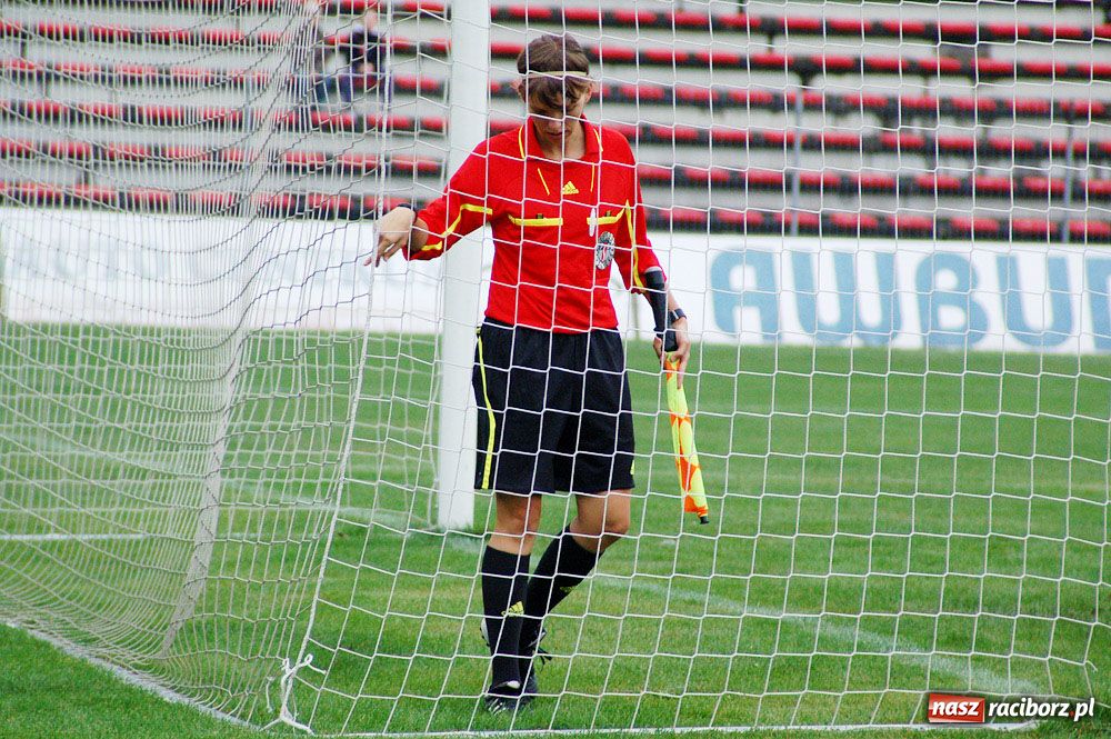 Zdjęcie w galerii na portalu naszraciborz.pl: Unia wygrała z Medykiem wiadomości z regionu