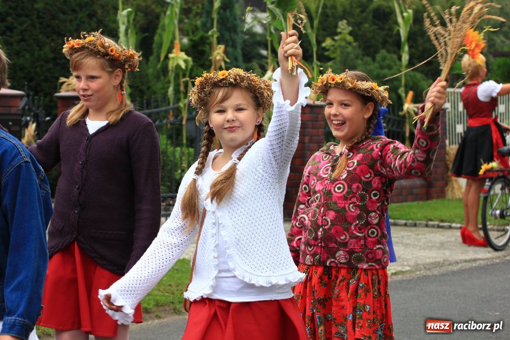 Zdjęcie w galerii na portalu naszraciborz.pl: Dożynki Gminne w Cyprzanowie wiadomości z regionu