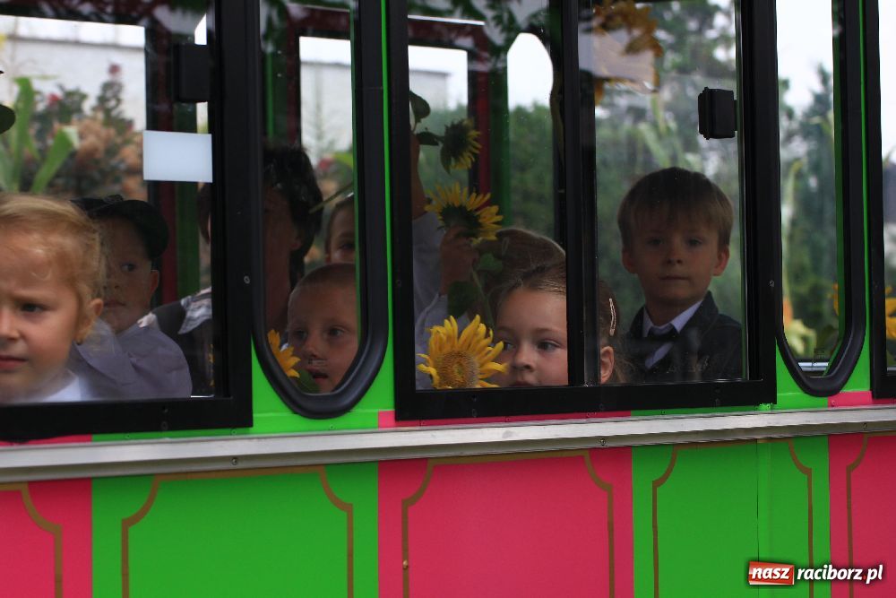 Zdjęcie w galerii na portalu naszraciborz.pl: Dożynki Gminne w Cyprzanowie wiadomości z regionu