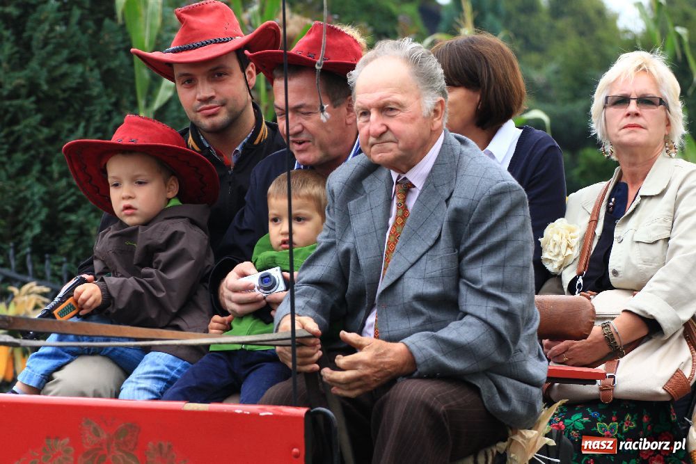 Zdjęcie w galerii na portalu naszraciborz.pl: Dożynki Gminne w Cyprzanowie wiadomości z regionu