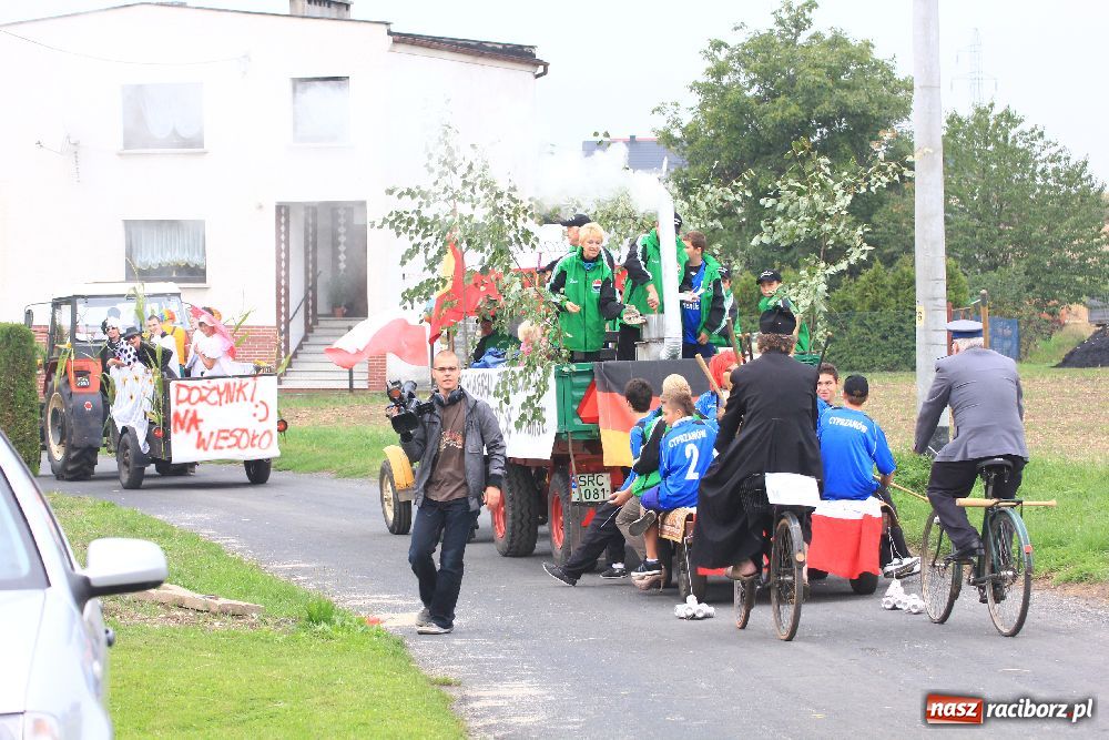 Zdjęcie w galerii na portalu naszraciborz.pl: Dożynki Gminne w Cyprzanowie wiadomości z regionu