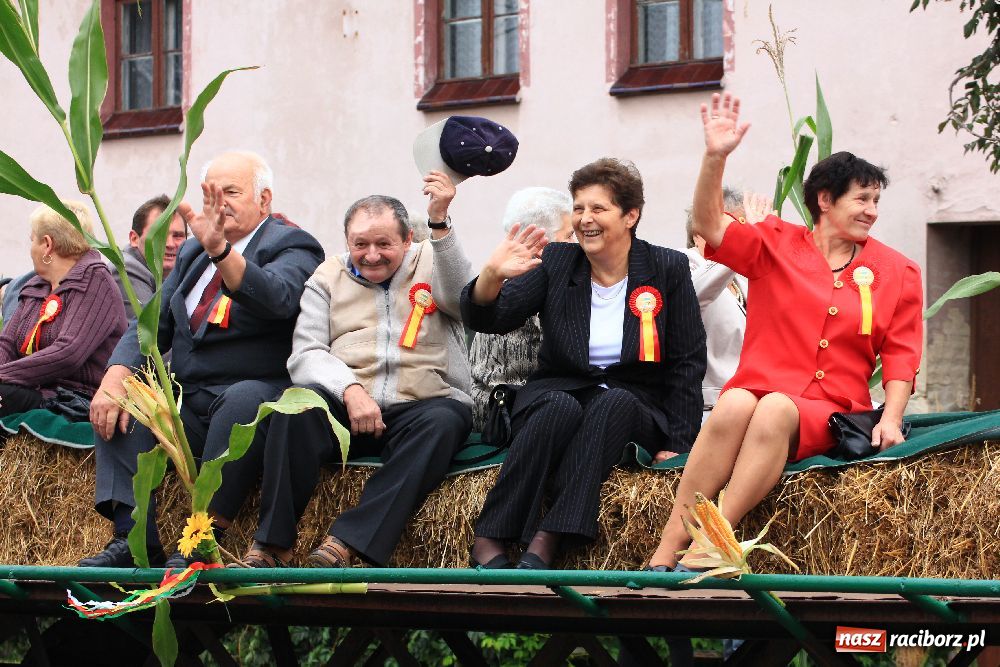 Zdjęcie w galerii na portalu naszraciborz.pl: Dożynki Gminne w Cyprzanowie wiadomości z regionu