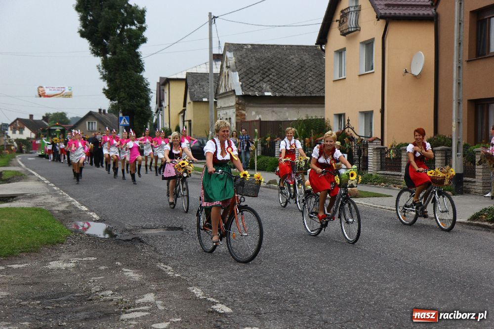 Zdjęcie w galerii na portalu naszraciborz.pl: Dożynki Gminne w Cyprzanowie wiadomości z regionu
