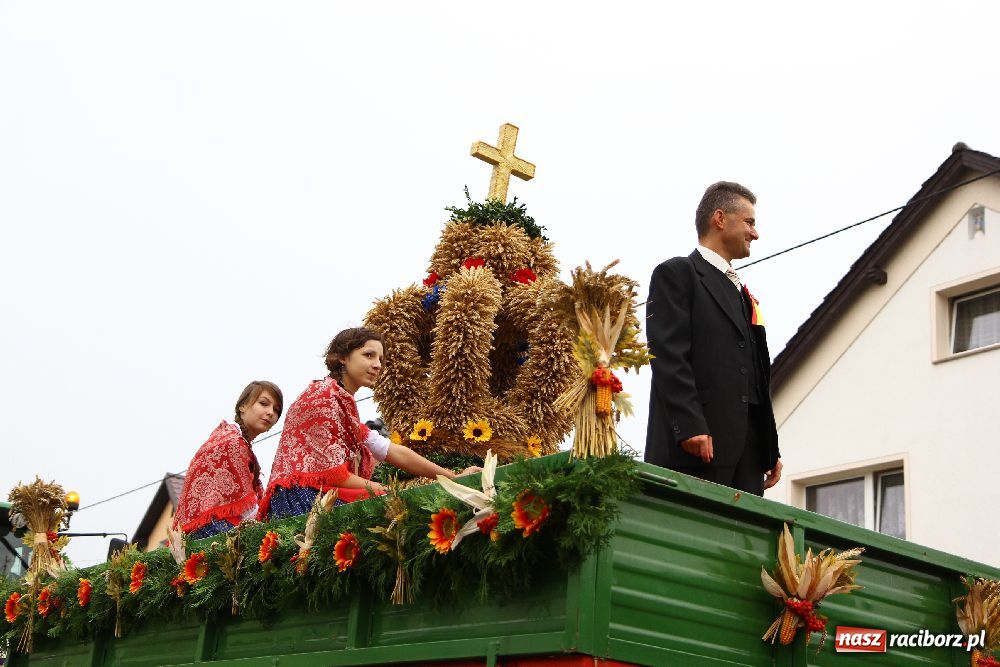 Zdjęcie w galerii na portalu naszraciborz.pl: Dożynki Gminne w Cyprzanowie wiadomości z regionu