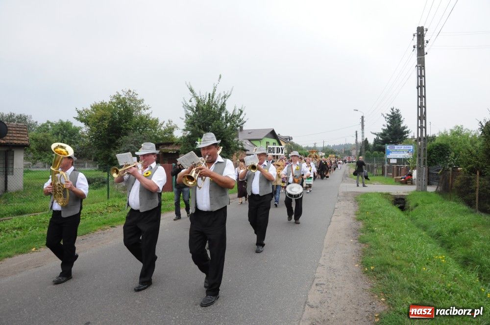 Zdjęcie w galerii na portalu naszraciborz.pl: Gminne święto plonów w Rudach wiadomości z regionu