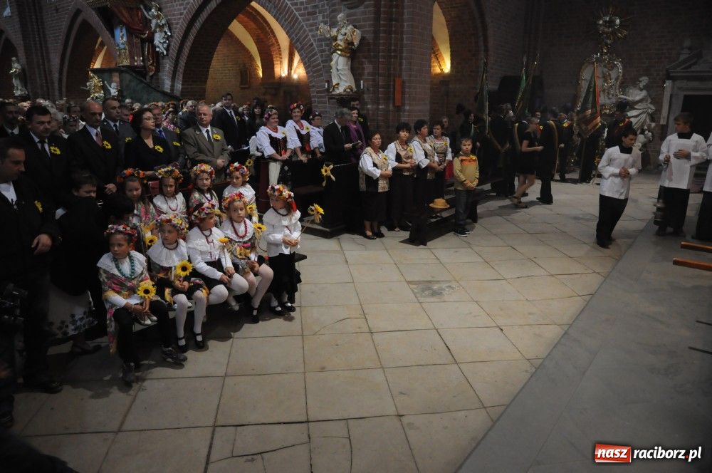 Zdjęcie w galerii na portalu naszraciborz.pl: Gminne święto plonów w Rudach wiadomości z regionu