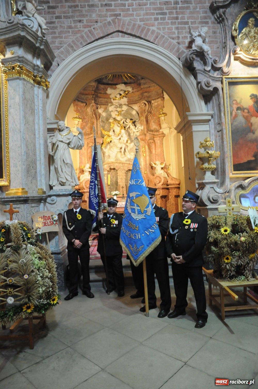 Zdjęcie w galerii na portalu naszraciborz.pl: Gminne święto plonów w Rudach wiadomości z regionu