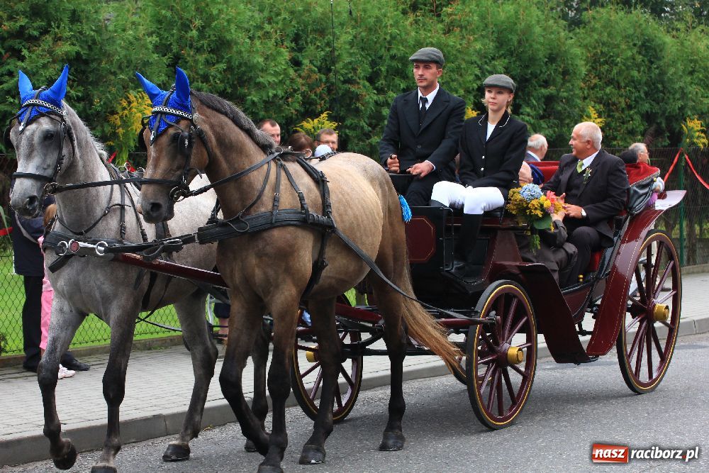 Zdjęcie w galerii na portalu naszraciborz.pl: W Kobyli dziękowali za plony wiadomości z regionu