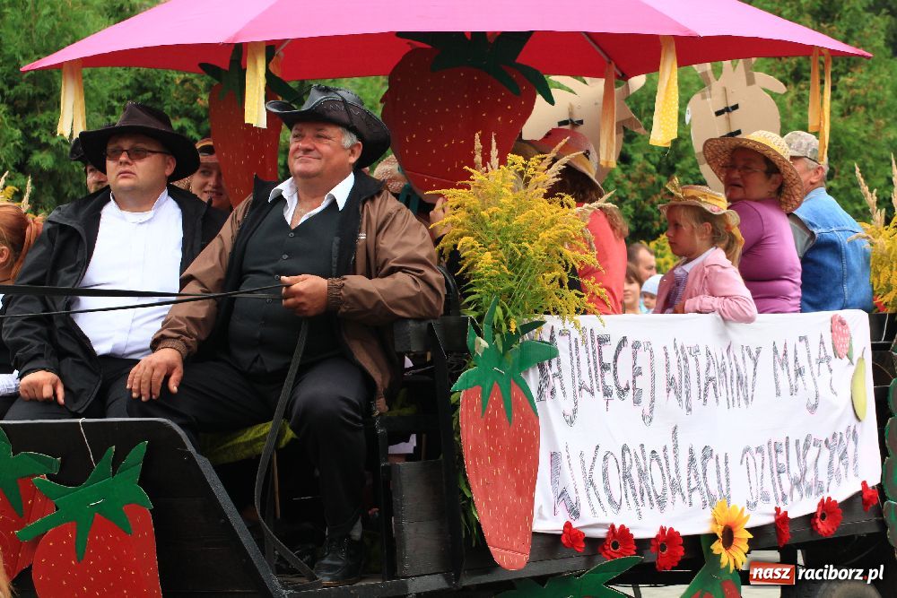 Zdjęcie w galerii na portalu naszraciborz.pl: W Kobyli dziękowali za plony wiadomości z regionu