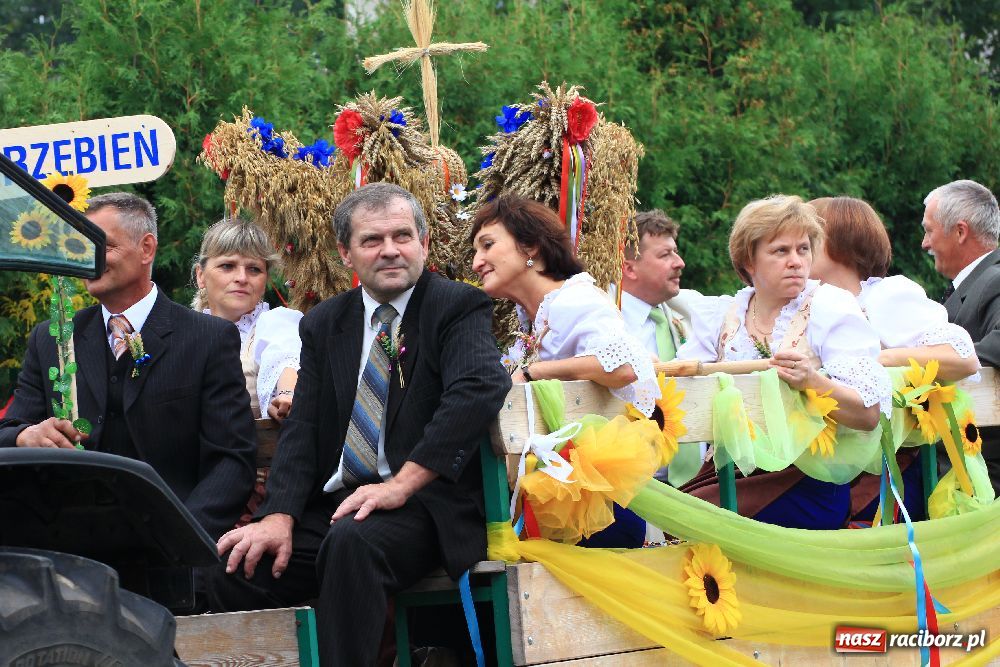 Zdjęcie w galerii na portalu naszraciborz.pl: W Kobyli dziękowali za plony wiadomości z regionu