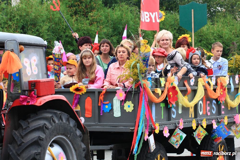 Zdjęcie w galerii na portalu naszraciborz.pl: W Kobyli dziękowali za plony wiadomości z regionu