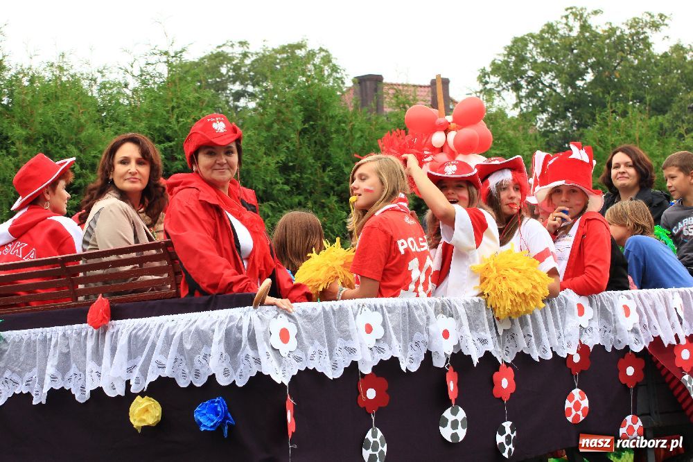 Zdjęcie w galerii na portalu naszraciborz.pl: W Kobyli dziękowali za plony wiadomości z regionu