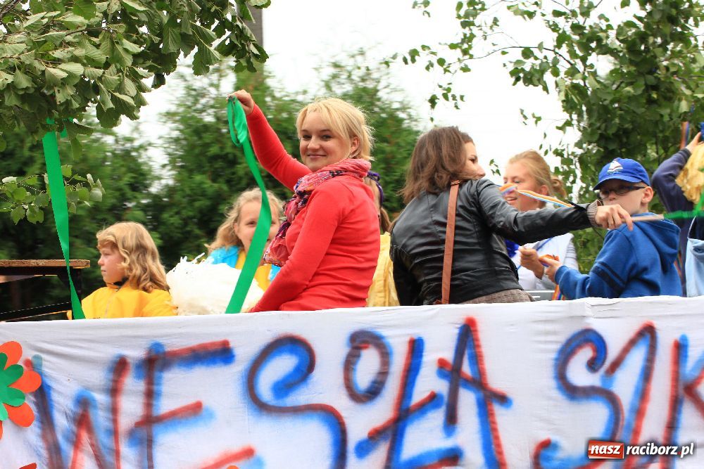 Zdjęcie w galerii na portalu naszraciborz.pl: W Kobyli dziękowali za plony wiadomości z regionu