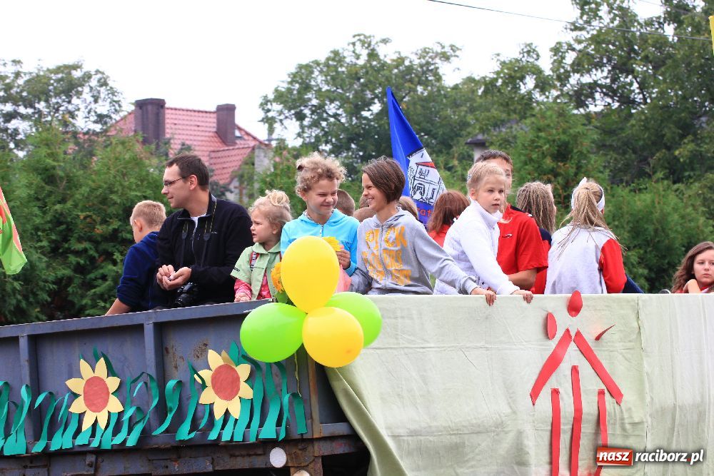 Zdjęcie w galerii na portalu naszraciborz.pl: W Kobyli dziękowali za plony wiadomości z regionu