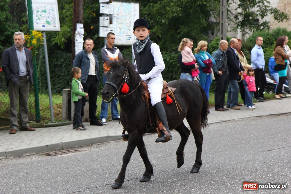 Zdjęcie w galerii na portalu naszraciborz.pl: W Kobyli dziękowali za plony wiadomości z regionu