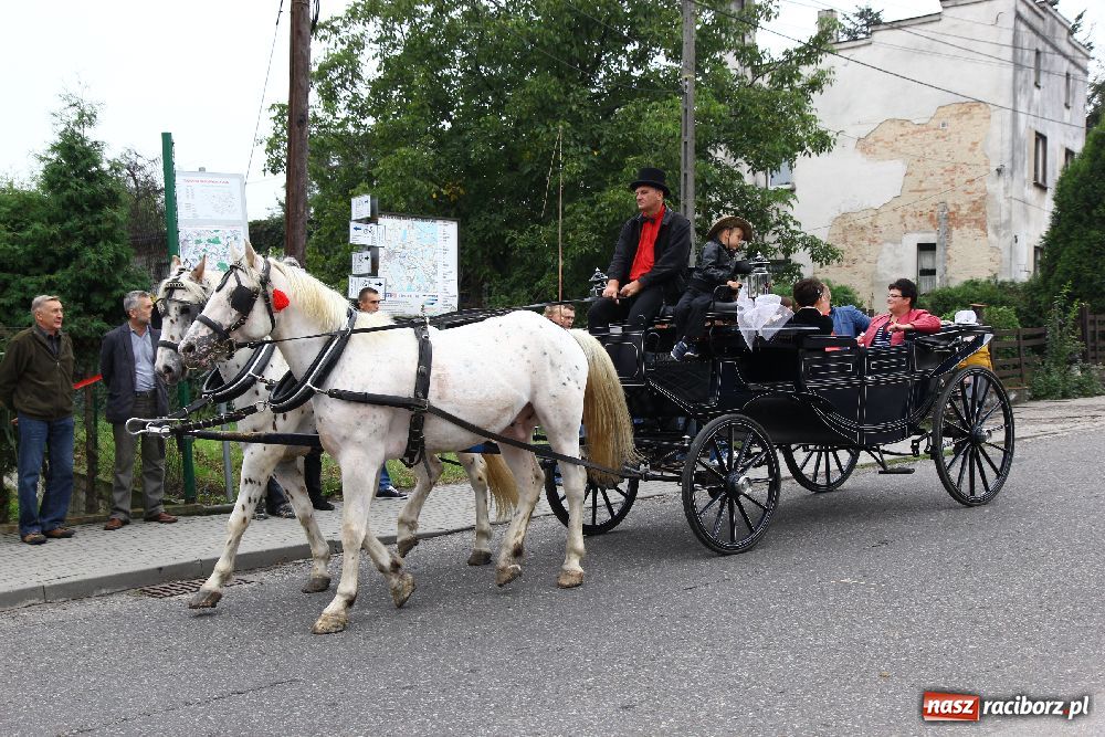 Zdjęcie w galerii na portalu naszraciborz.pl: W Kobyli dziękowali za plony wiadomości z regionu