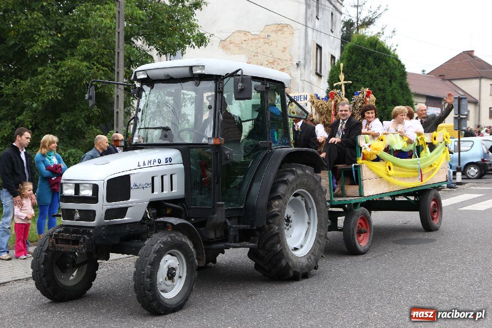 Zdjęcie w galerii na portalu naszraciborz.pl: W Kobyli dziękowali za plony wiadomości z regionu