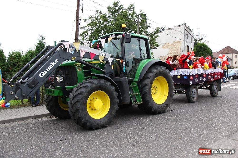 Zdjęcie w galerii na portalu naszraciborz.pl: W Kobyli dziękowali za plony wiadomości z regionu