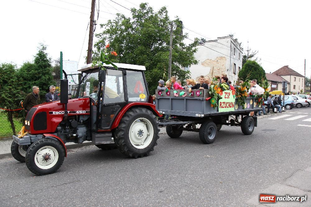 Zdjęcie w galerii na portalu naszraciborz.pl: W Kobyli dziękowali za plony wiadomości z regionu