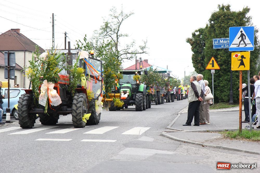 Zdjęcie w galerii na portalu naszraciborz.pl: W Kobyli dziękowali za plony wiadomości z regionu