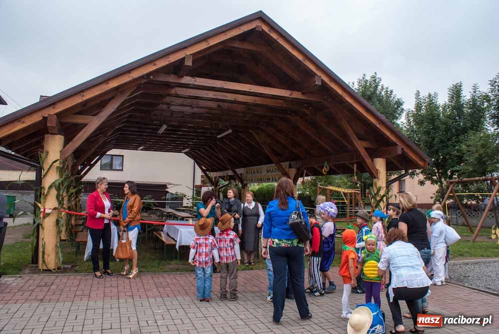 Zdjęcie w galerii na portalu naszraciborz.pl: Czy słońce, czy deszcz w Owsiszczach... wiadomości z regionu