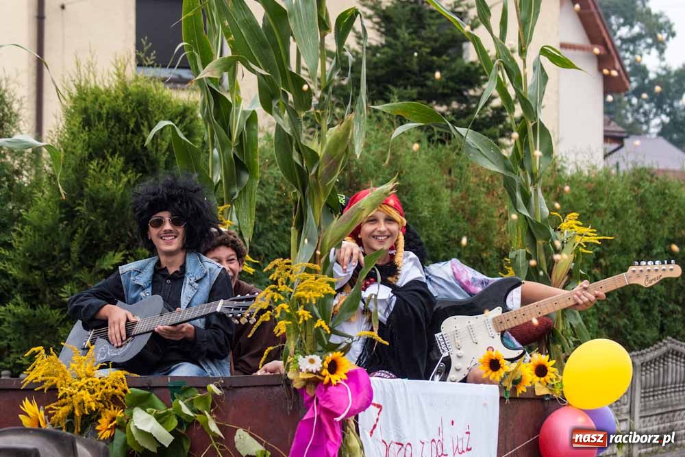 Zdjęcie w galerii na portalu naszraciborz.pl: Czy słońce, czy deszcz w Owsiszczach... wiadomości z regionu