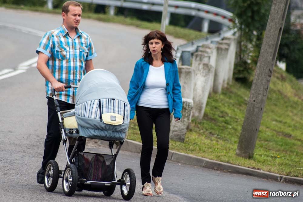 Zdjęcie w galerii na portalu naszraciborz.pl: Czy słońce, czy deszcz w Owsiszczach... wiadomości z regionu
