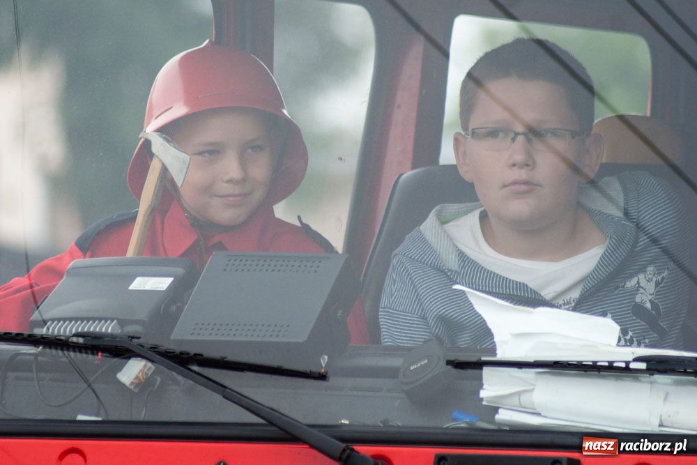 Zdjęcie w galerii na portalu naszraciborz.pl: Czy słońce, czy deszcz w Owsiszczach... wiadomości z regionu