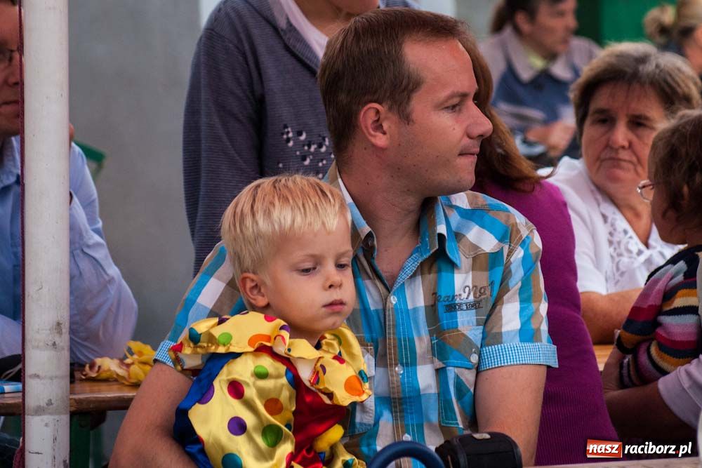 Zdjęcie w galerii na portalu naszraciborz.pl: Czy słońce, czy deszcz w Owsiszczach... wiadomości z regionu