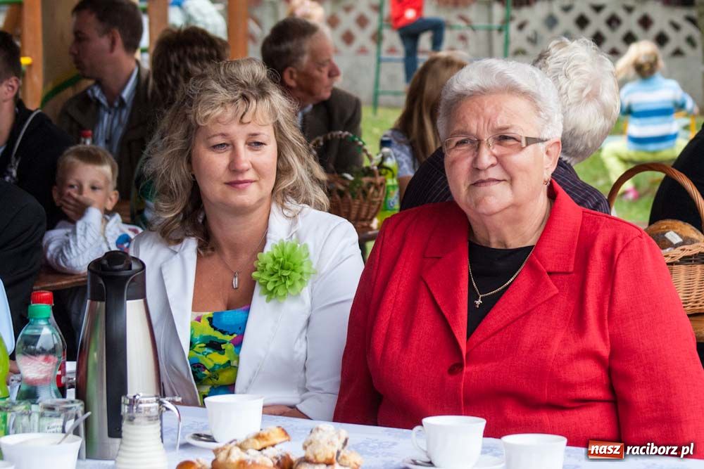 Zdjęcie w galerii na portalu naszraciborz.pl: Czy słońce, czy deszcz w Owsiszczach... wiadomości z regionu