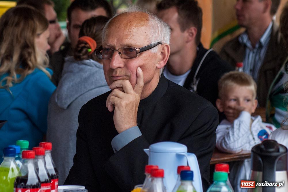 Zdjęcie w galerii na portalu naszraciborz.pl: Czy słońce, czy deszcz w Owsiszczach... wiadomości z regionu