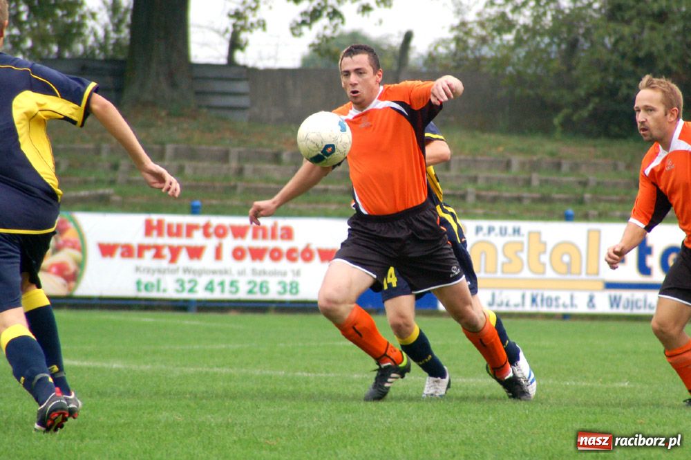 Zdjęcie w galerii na portalu naszraciborz.pl: Trzy punkty dla Lysek w meczu z Płonią wiadomości z regionu
