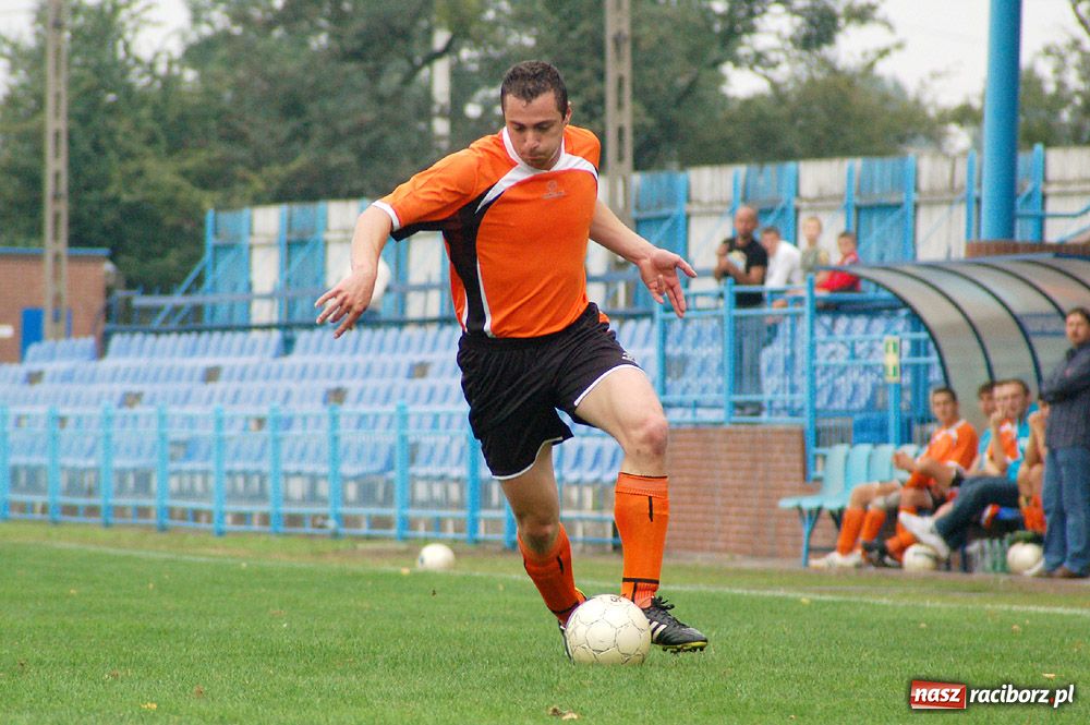 Zdjęcie w galerii na portalu naszraciborz.pl: Trzy punkty dla Lysek w meczu z Płonią wiadomości z regionu