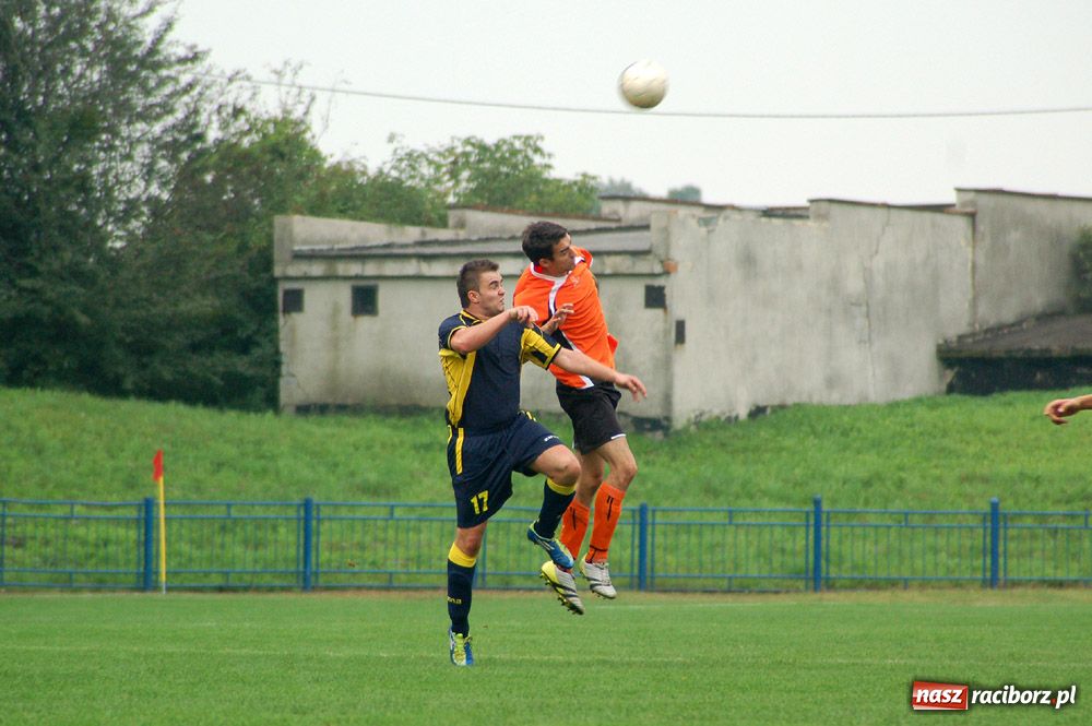 Zdjęcie w galerii na portalu naszraciborz.pl: Trzy punkty dla Lysek w meczu z Płonią wiadomości z regionu
