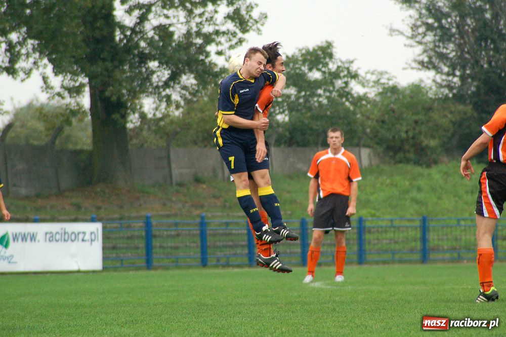Zdjęcie w galerii na portalu naszraciborz.pl: Trzy punkty dla Lysek w meczu z Płonią wiadomości z regionu