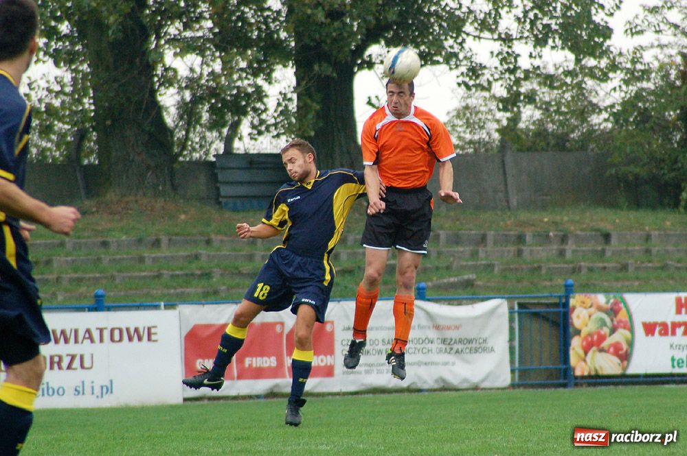 Zdjęcie w galerii na portalu naszraciborz.pl: Trzy punkty dla Lysek w meczu z Płonią wiadomości z regionu
