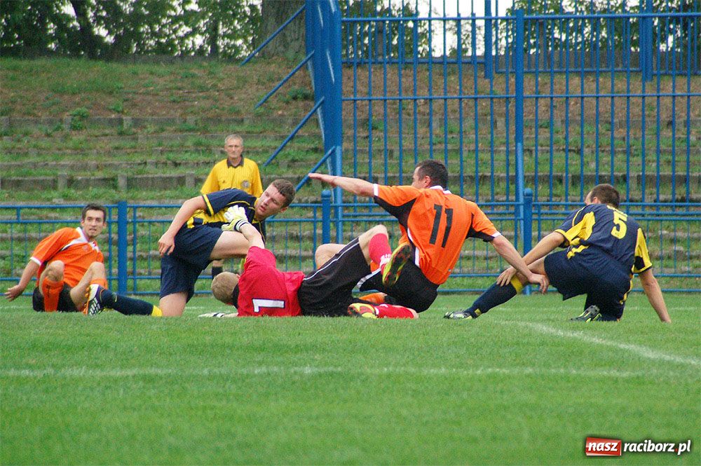 Zdjęcie w galerii na portalu naszraciborz.pl: Trzy punkty dla Lysek w meczu z Płonią wiadomości z regionu
